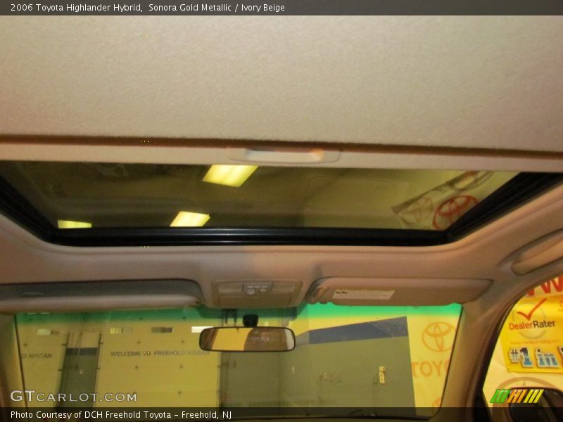 Sonora Gold Metallic / Ivory Beige 2006 Toyota Highlander Hybrid