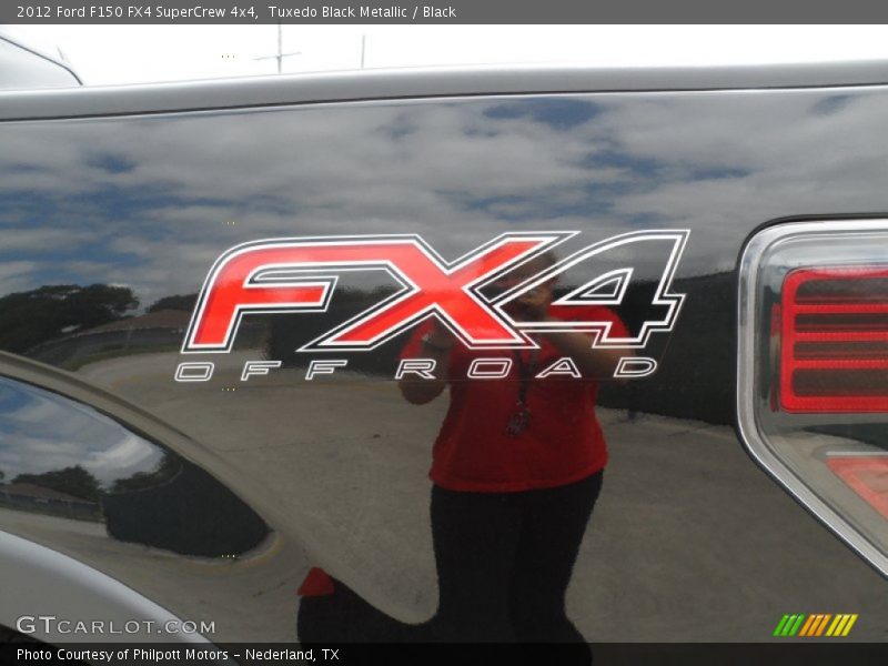 Tuxedo Black Metallic / Black 2012 Ford F150 FX4 SuperCrew 4x4