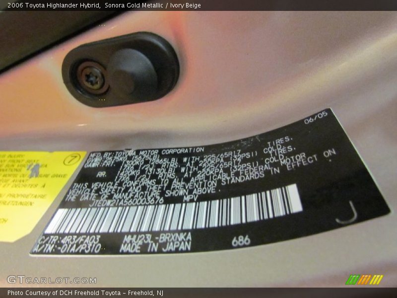 Sonora Gold Metallic / Ivory Beige 2006 Toyota Highlander Hybrid