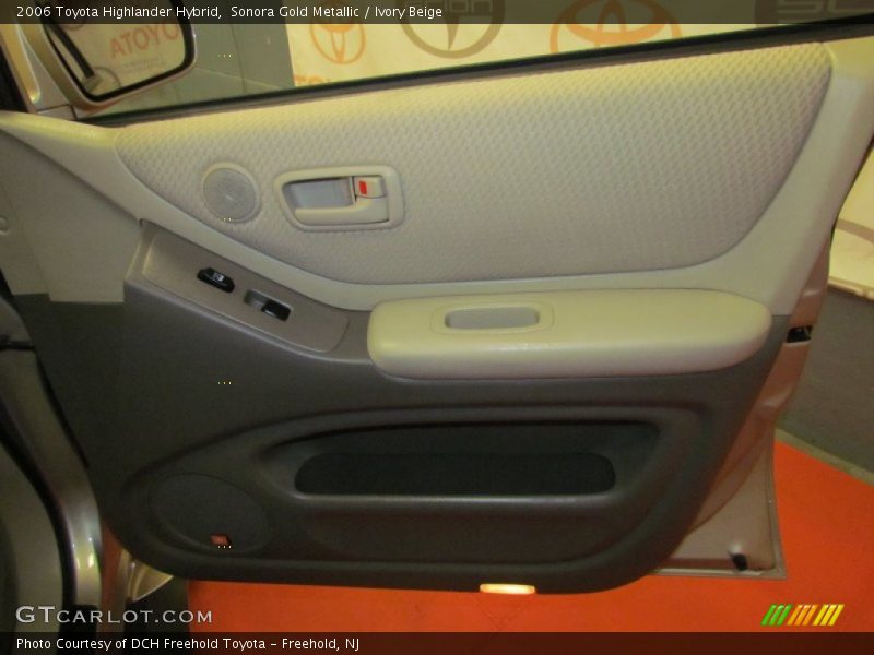 Sonora Gold Metallic / Ivory Beige 2006 Toyota Highlander Hybrid