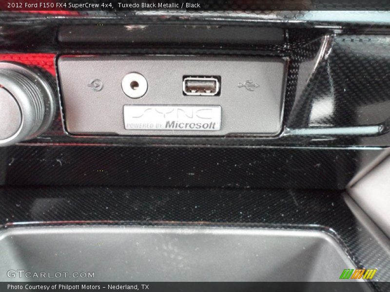 Tuxedo Black Metallic / Black 2012 Ford F150 FX4 SuperCrew 4x4