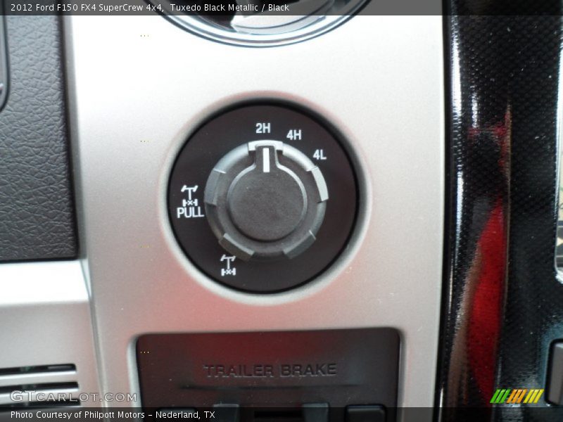 Tuxedo Black Metallic / Black 2012 Ford F150 FX4 SuperCrew 4x4