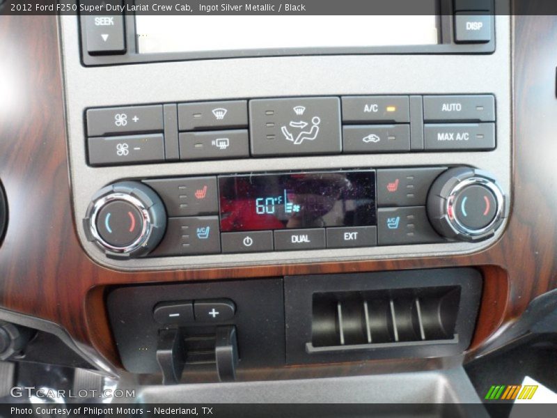 Ingot Silver Metallic / Black 2012 Ford F250 Super Duty Lariat Crew Cab