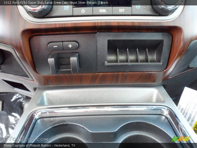 Ingot Silver Metallic / Black 2012 Ford F250 Super Duty Lariat Crew Cab