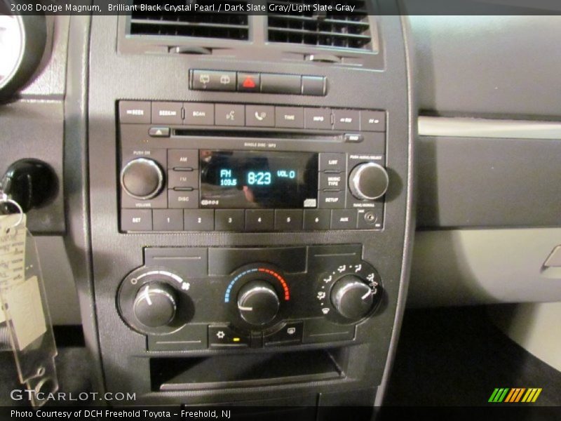 Brilliant Black Crystal Pearl / Dark Slate Gray/Light Slate Gray 2008 Dodge Magnum