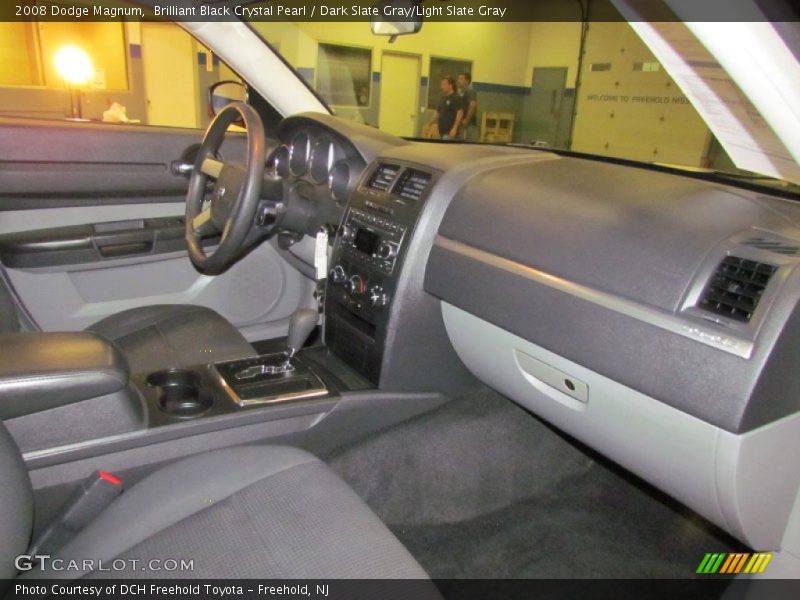 Brilliant Black Crystal Pearl / Dark Slate Gray/Light Slate Gray 2008 Dodge Magnum