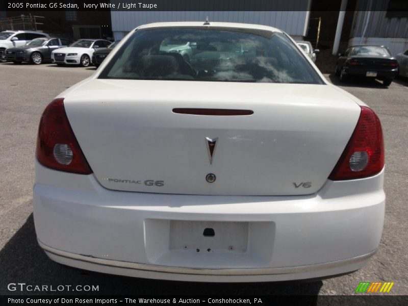 Ivory White / Light Taupe 2005 Pontiac G6 Sedan