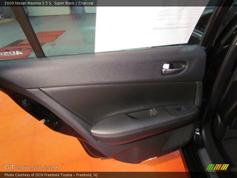 Super Black / Charcoal 2009 Nissan Maxima 3.5 S