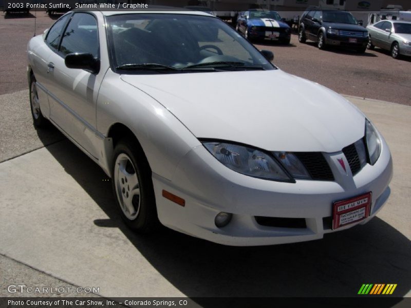 Summit White / Graphite 2003 Pontiac Sunfire