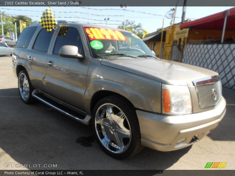 Silver Sand / Shale 2002 Cadillac Escalade