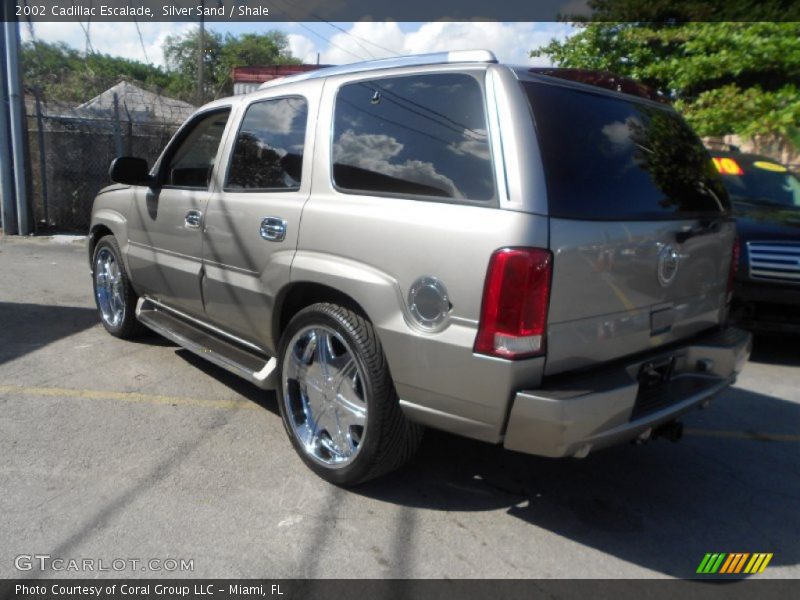 Silver Sand / Shale 2002 Cadillac Escalade