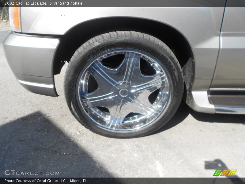 Silver Sand / Shale 2002 Cadillac Escalade