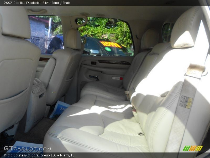 Silver Sand / Shale 2002 Cadillac Escalade