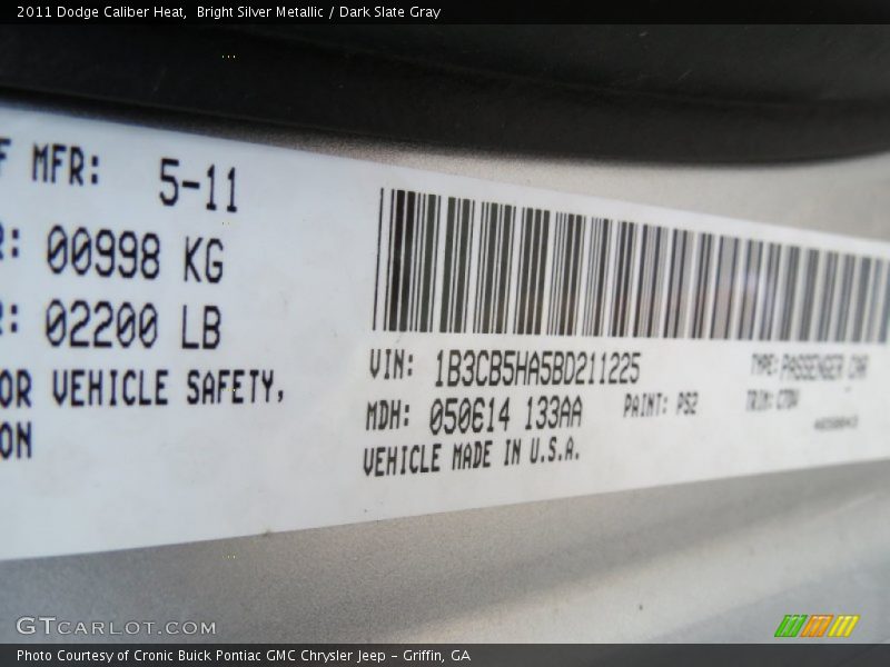 Bright Silver Metallic / Dark Slate Gray 2011 Dodge Caliber Heat