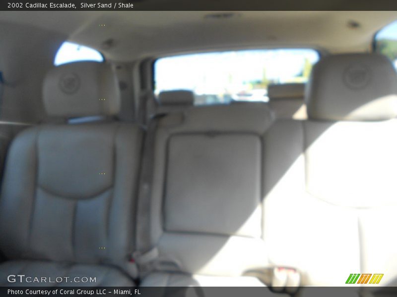 Silver Sand / Shale 2002 Cadillac Escalade