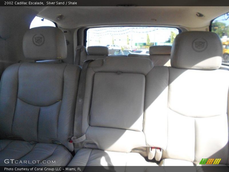 Silver Sand / Shale 2002 Cadillac Escalade