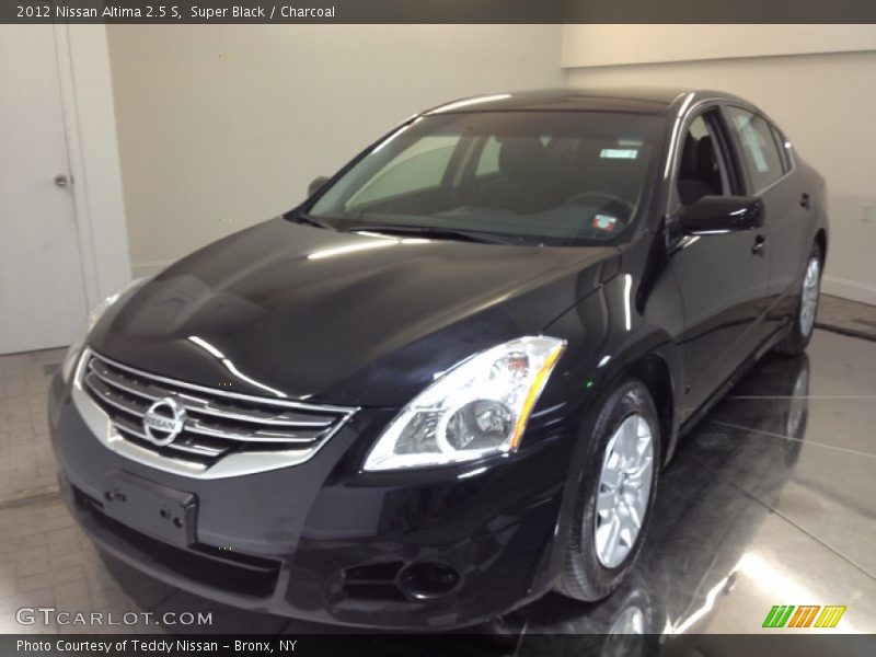 Super Black / Charcoal 2012 Nissan Altima 2.5 S