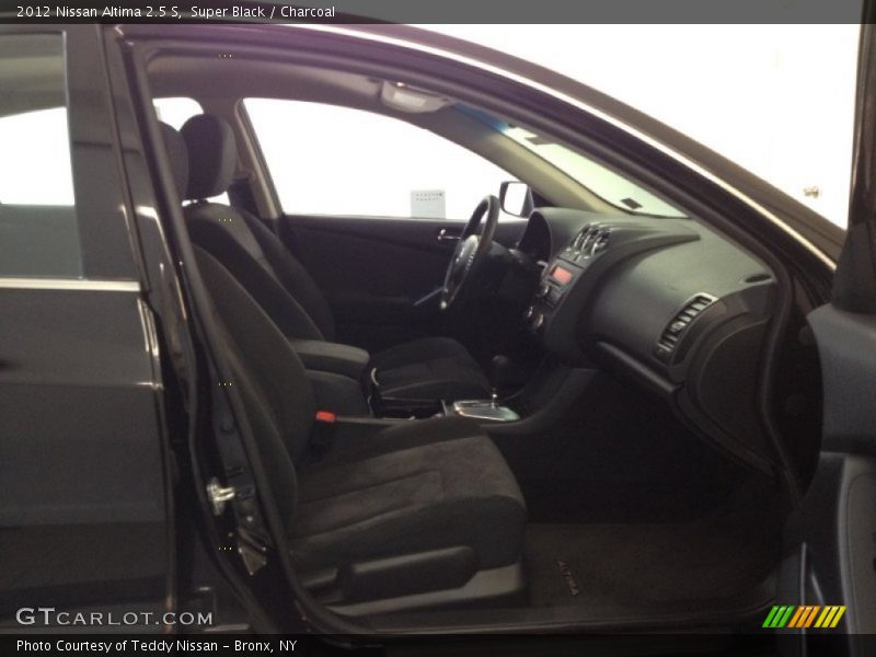 Super Black / Charcoal 2012 Nissan Altima 2.5 S