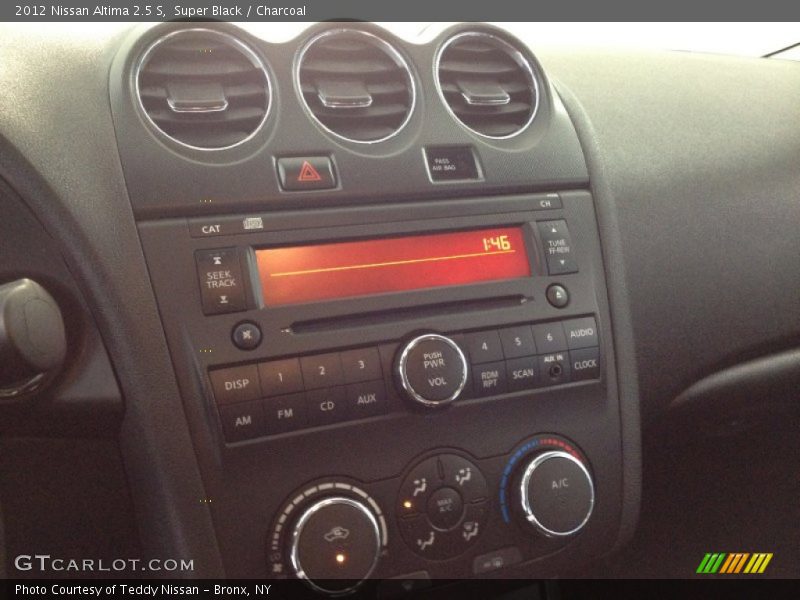 Super Black / Charcoal 2012 Nissan Altima 2.5 S