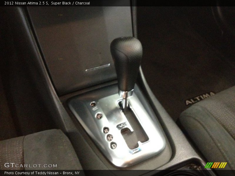 Super Black / Charcoal 2012 Nissan Altima 2.5 S