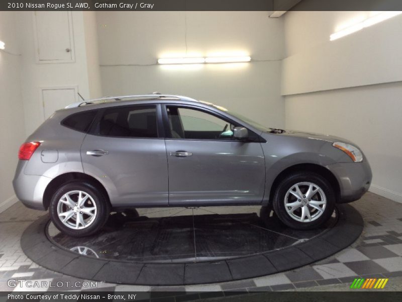 Gotham Gray / Gray 2010 Nissan Rogue SL AWD