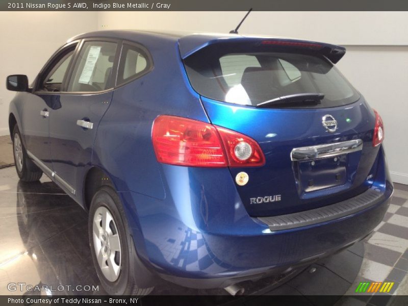 Indigo Blue Metallic / Gray 2011 Nissan Rogue S AWD