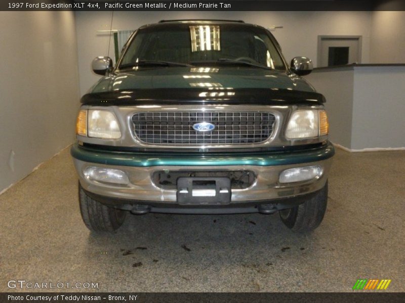 Pacific Green Metallic / Medium Prairie Tan 1997 Ford Expedition XLT 4x4