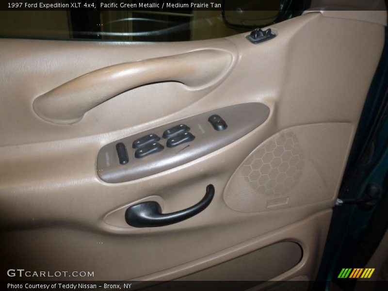 Pacific Green Metallic / Medium Prairie Tan 1997 Ford Expedition XLT 4x4