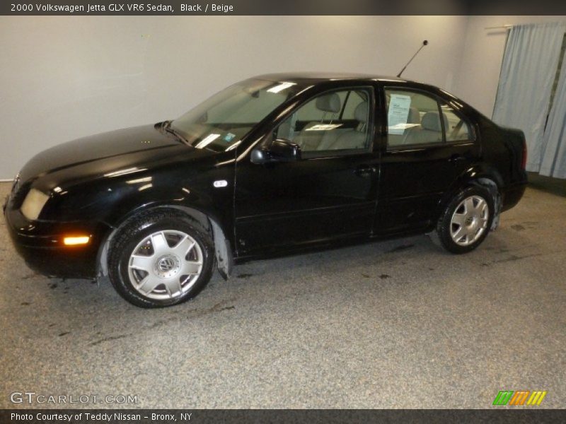 Black / Beige 2000 Volkswagen Jetta GLX VR6 Sedan