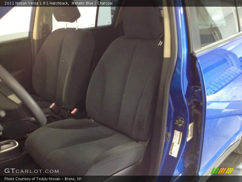 Metallic Blue / Charcoal 2011 Nissan Versa 1.8 S Hatchback