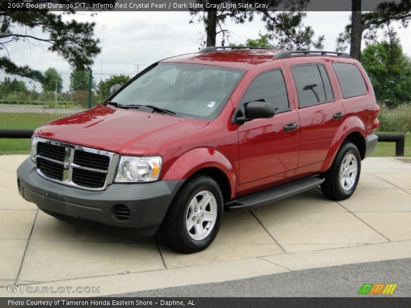 Front 3/4 View of 2007 Durango SXT