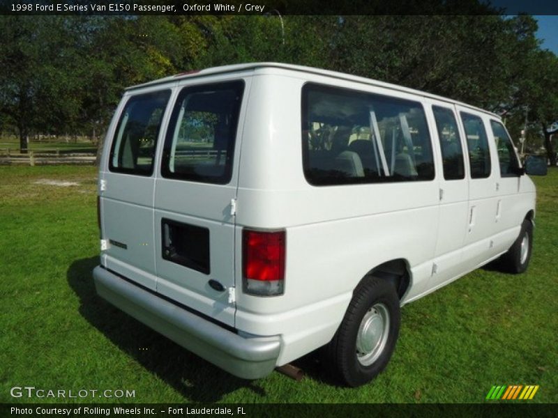 Oxford White / Grey 1998 Ford E Series Van E150 Passenger