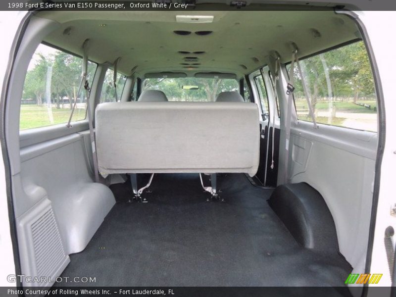 Oxford White / Grey 1998 Ford E Series Van E150 Passenger