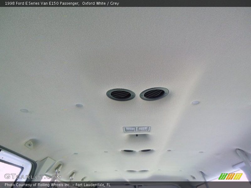 Oxford White / Grey 1998 Ford E Series Van E150 Passenger