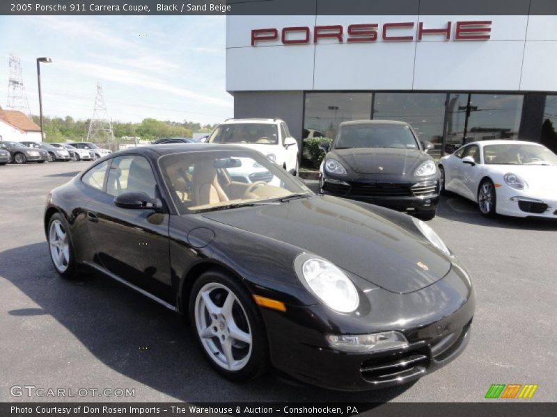 Black / Sand Beige 2005 Porsche 911 Carrera Coupe