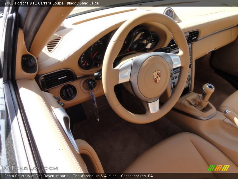 Black / Sand Beige 2005 Porsche 911 Carrera Coupe
