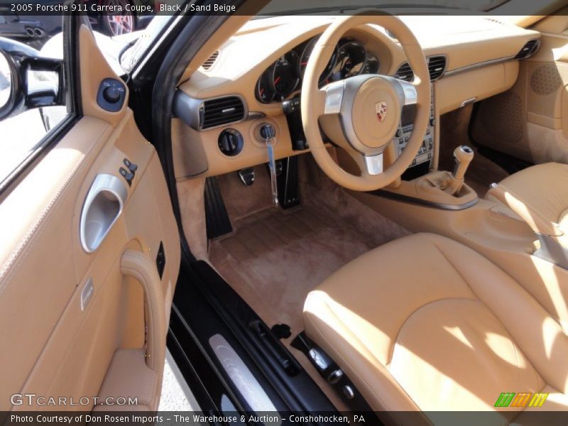 Black / Sand Beige 2005 Porsche 911 Carrera Coupe