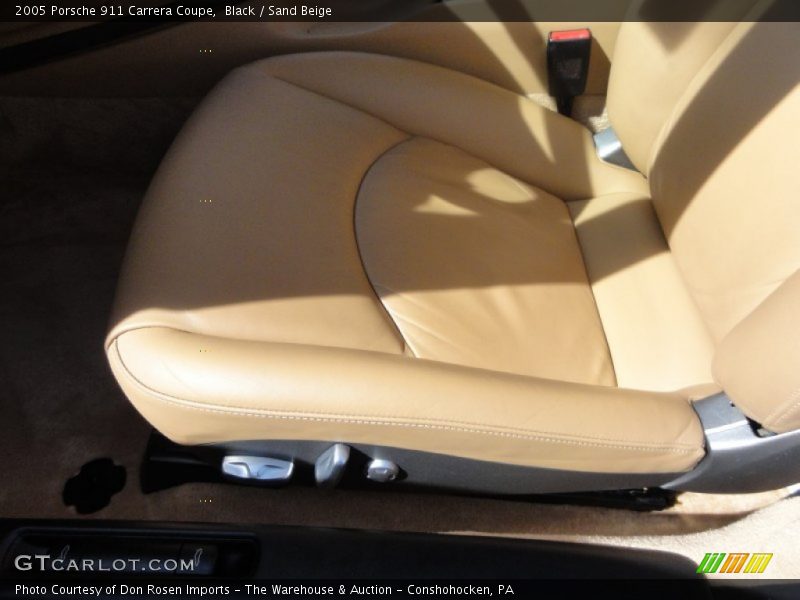 Black / Sand Beige 2005 Porsche 911 Carrera Coupe