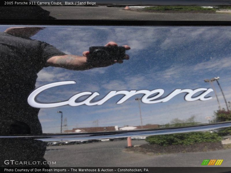 Black / Sand Beige 2005 Porsche 911 Carrera Coupe