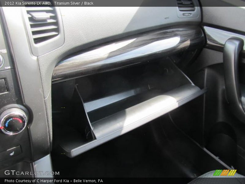 Titanium Silver / Black 2012 Kia Sorento LX AWD