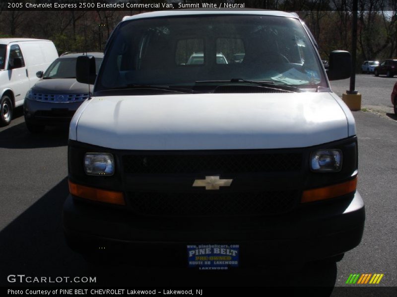 Summit White / Neutral 2005 Chevrolet Express 2500 Extended Commercial Van