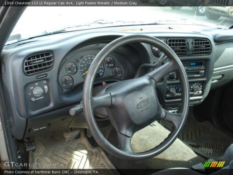 Light Pewter Metallic / Medium Gray 1999 Chevrolet S10 LS Regular Cab 4x4