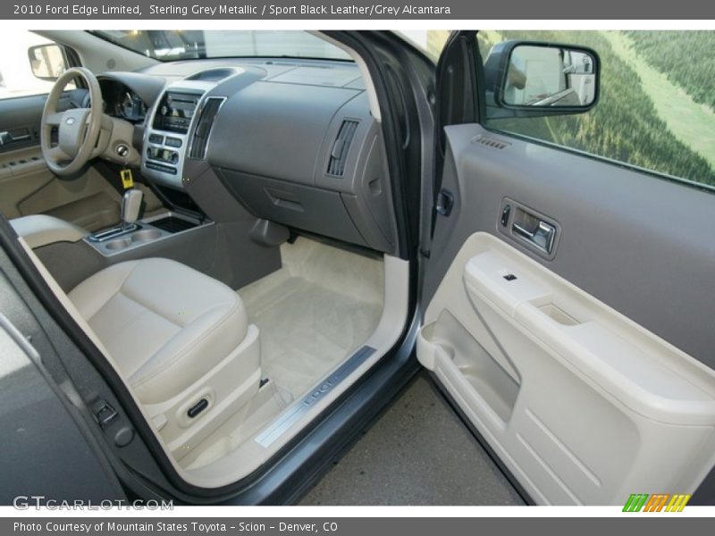 Sterling Grey Metallic / Sport Black Leather/Grey Alcantara 2010 Ford Edge Limited