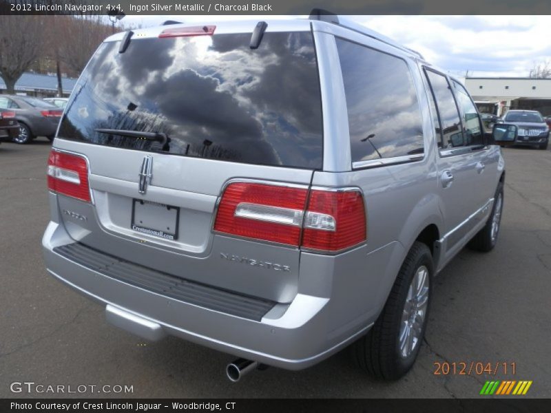 Ingot Silver Metallic / Charcoal Black 2012 Lincoln Navigator 4x4