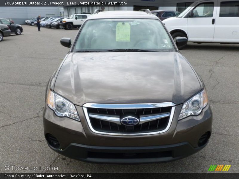 Deep Bronze Metallic / Warm Ivory 2009 Subaru Outback 2.5i Wagon