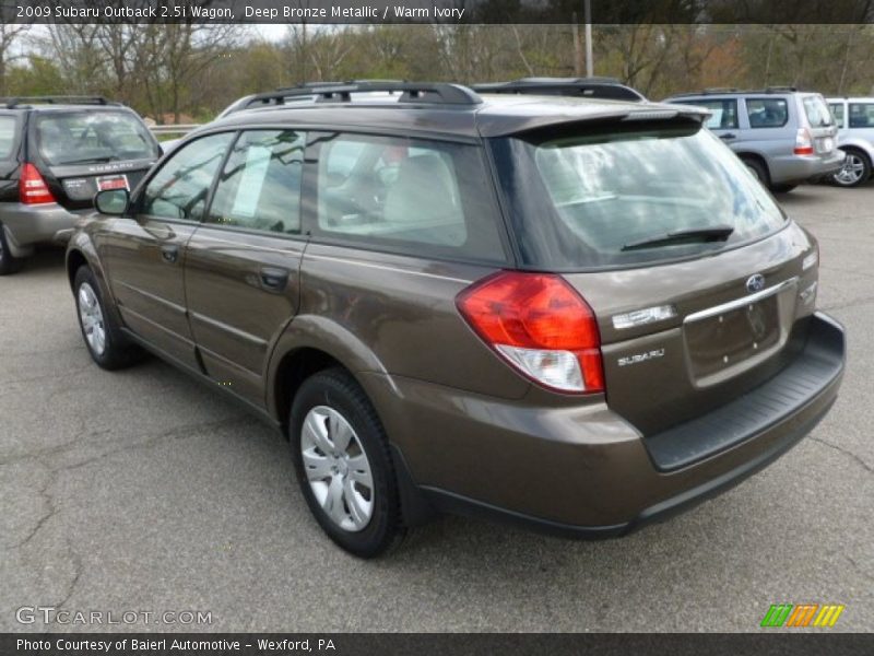 Deep Bronze Metallic / Warm Ivory 2009 Subaru Outback 2.5i Wagon