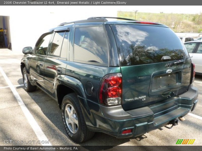 Emerald Jewel Metallic / Light Cashmere/Ebony 2006 Chevrolet TrailBlazer LS 4x4