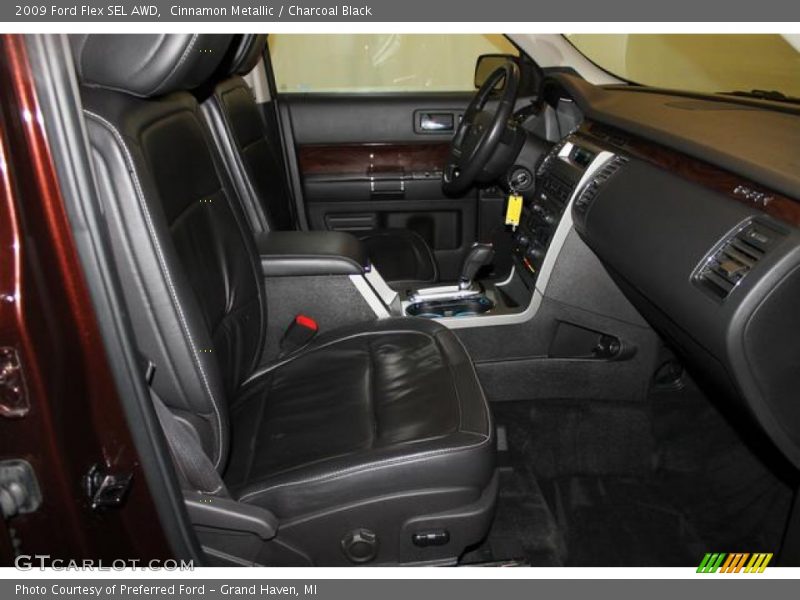 Cinnamon Metallic / Charcoal Black 2009 Ford Flex SEL AWD