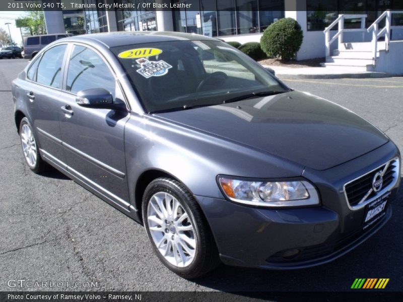 Titanium Grey Metallic / Off Black Leather 2011 Volvo S40 T5