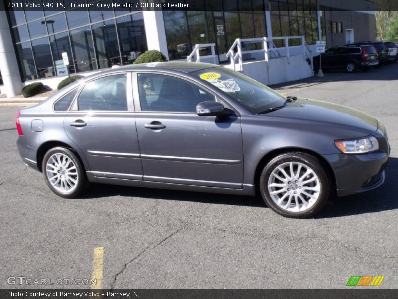 Titanium Grey Metallic / Off Black Leather 2011 Volvo S40 T5